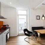 Center Tirol Apartamento *