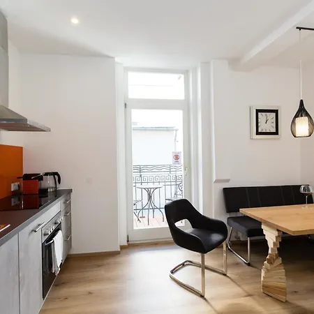 Center Tirol Apartamento *